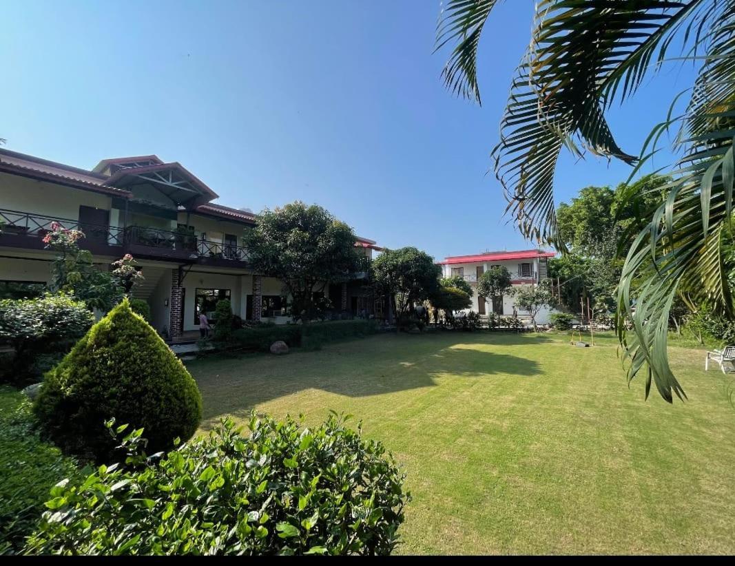 רמנגר Karans Corbett Motel מראה חיצוני תמונה