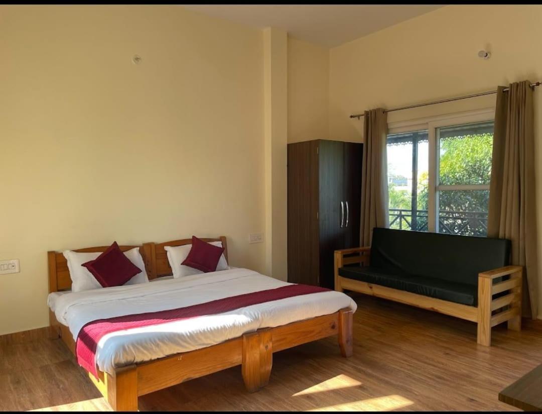 רמנגר Karans Corbett Motel מראה חיצוני תמונה